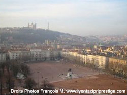 Place Bellecour colinne Fourvière